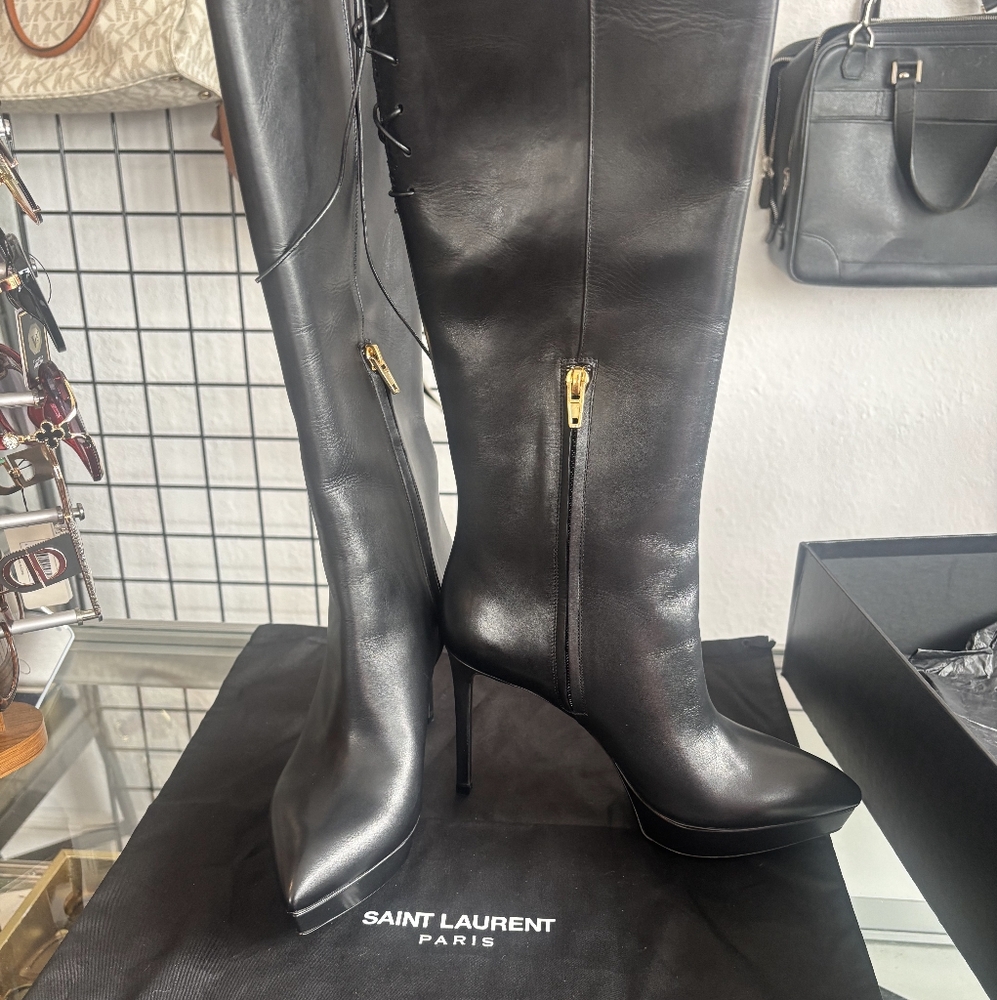 Yves Saint Laurent Black Leather Boots